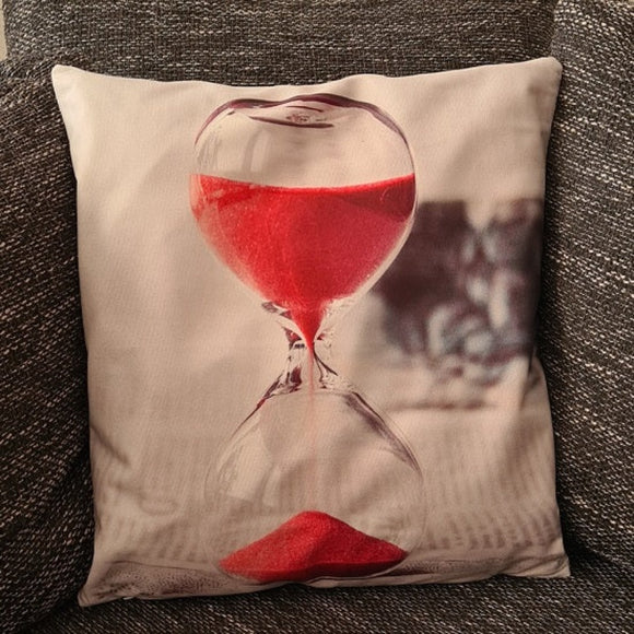 Kissenbezug Rote Sanduhr / Red Hourglass - 45cm x 45cm - Tinisu