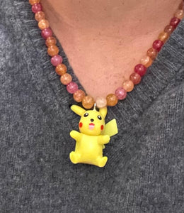 Pokemon Pikachu Kette mit Glasperlen - Handgemachte Pokemon Halskette - Tinisu